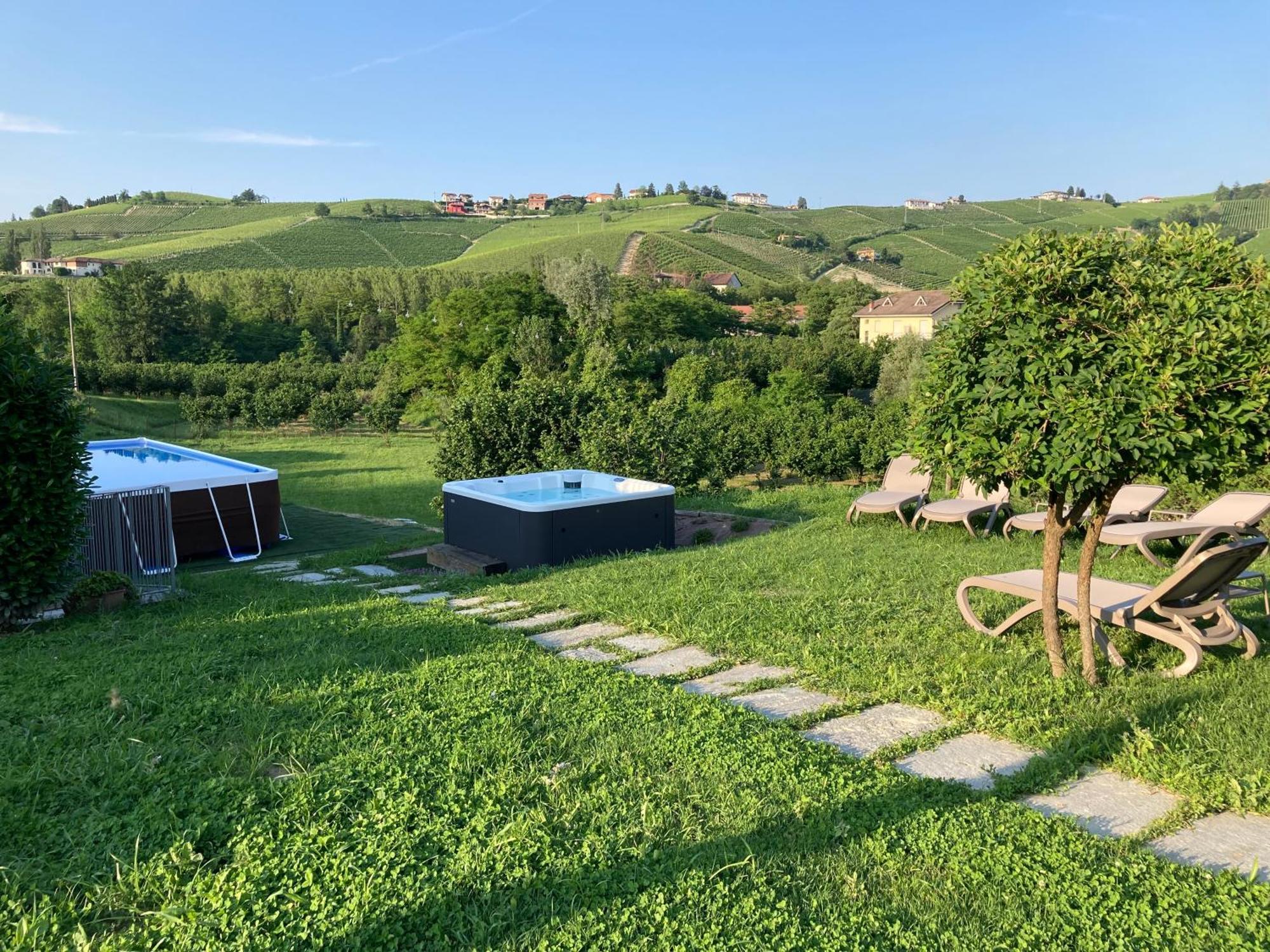 Vila Cascina Bellonuovo Alba  Exteriér fotografie